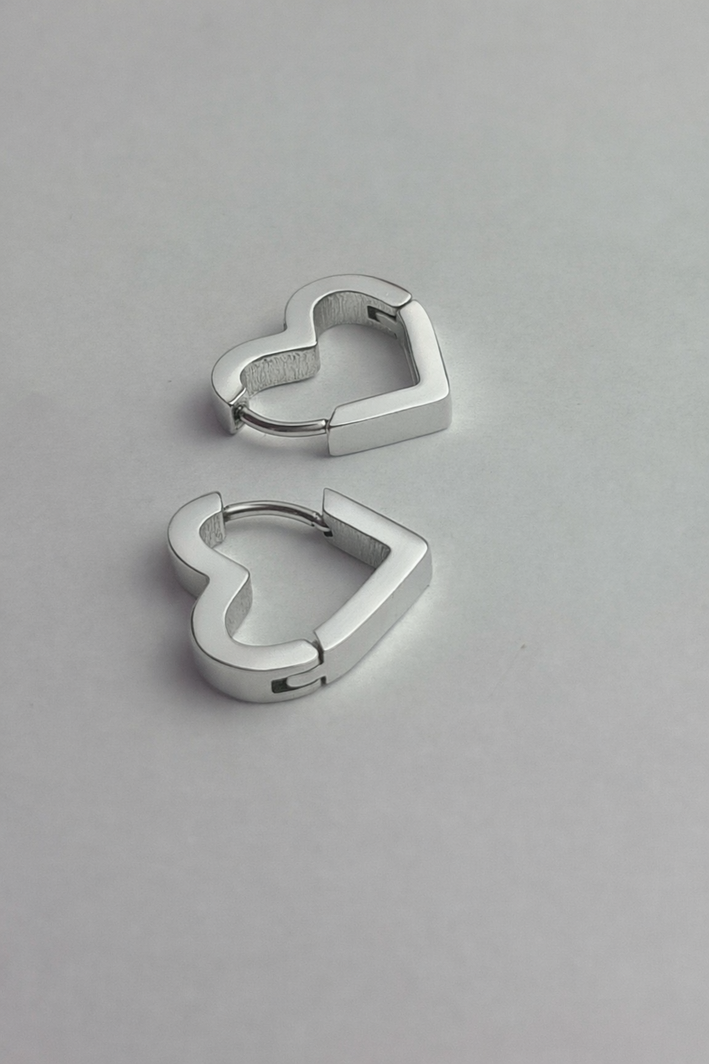 Chunky heart Huggies ( stainless steel )