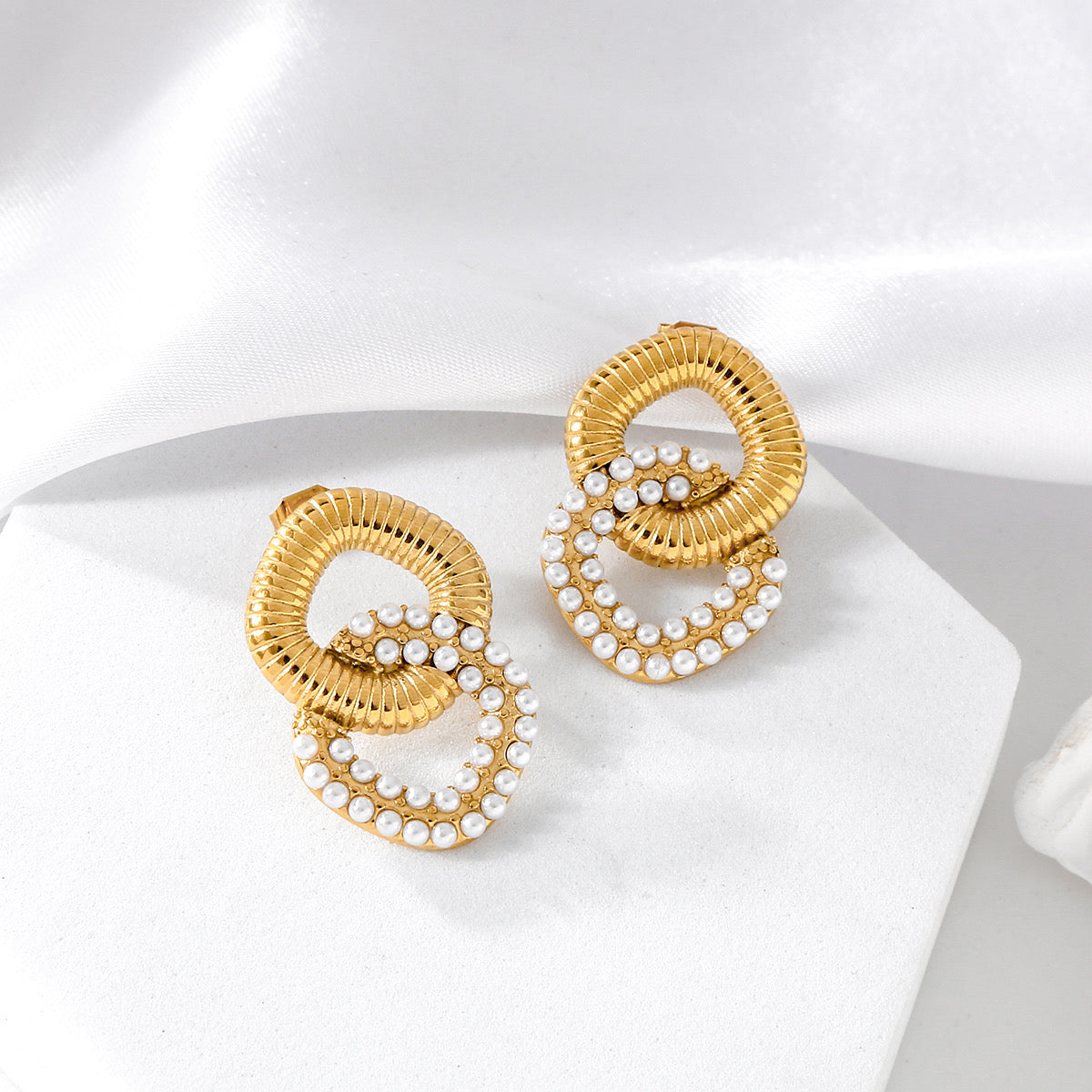 Pearl Talia studs ( stainless steel )
