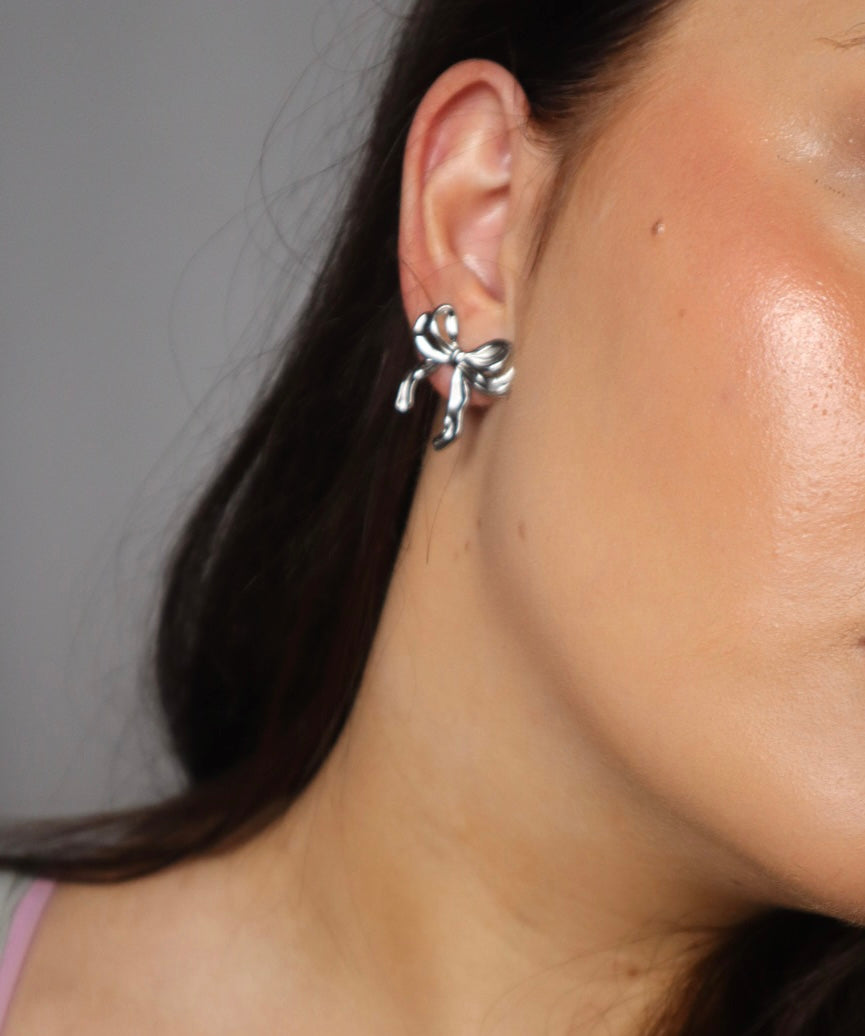 Bold Bow studs ( stainless steel)