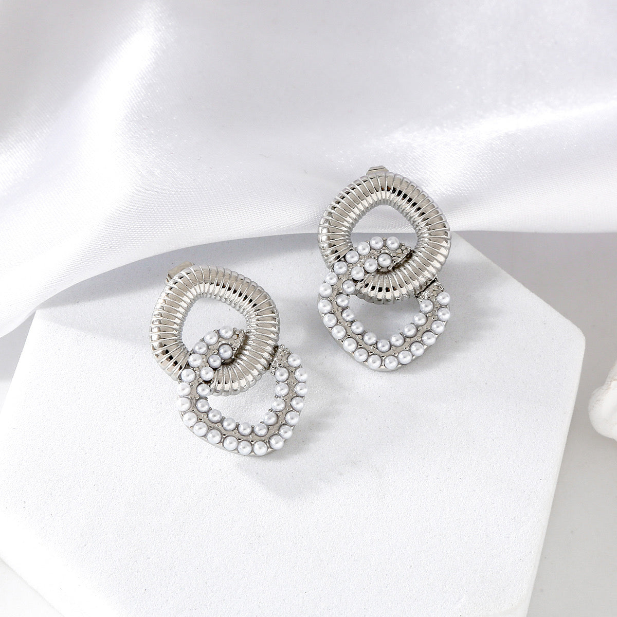 Pearl Talia studs ( stainless steel )