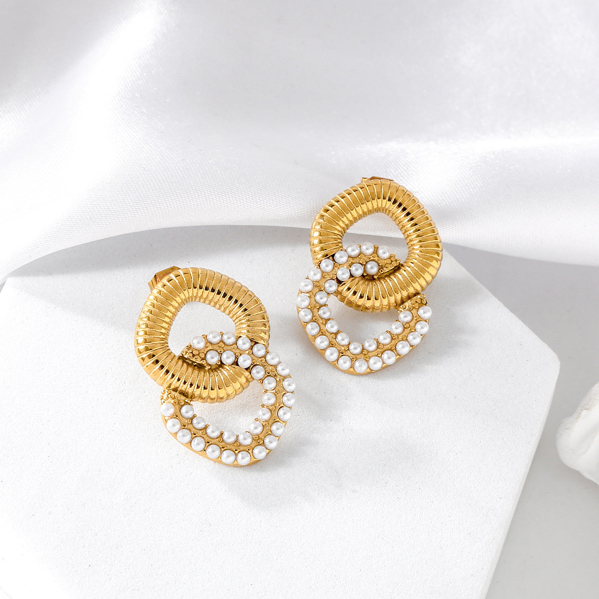 Pearl Talia studs ( stainless steel )