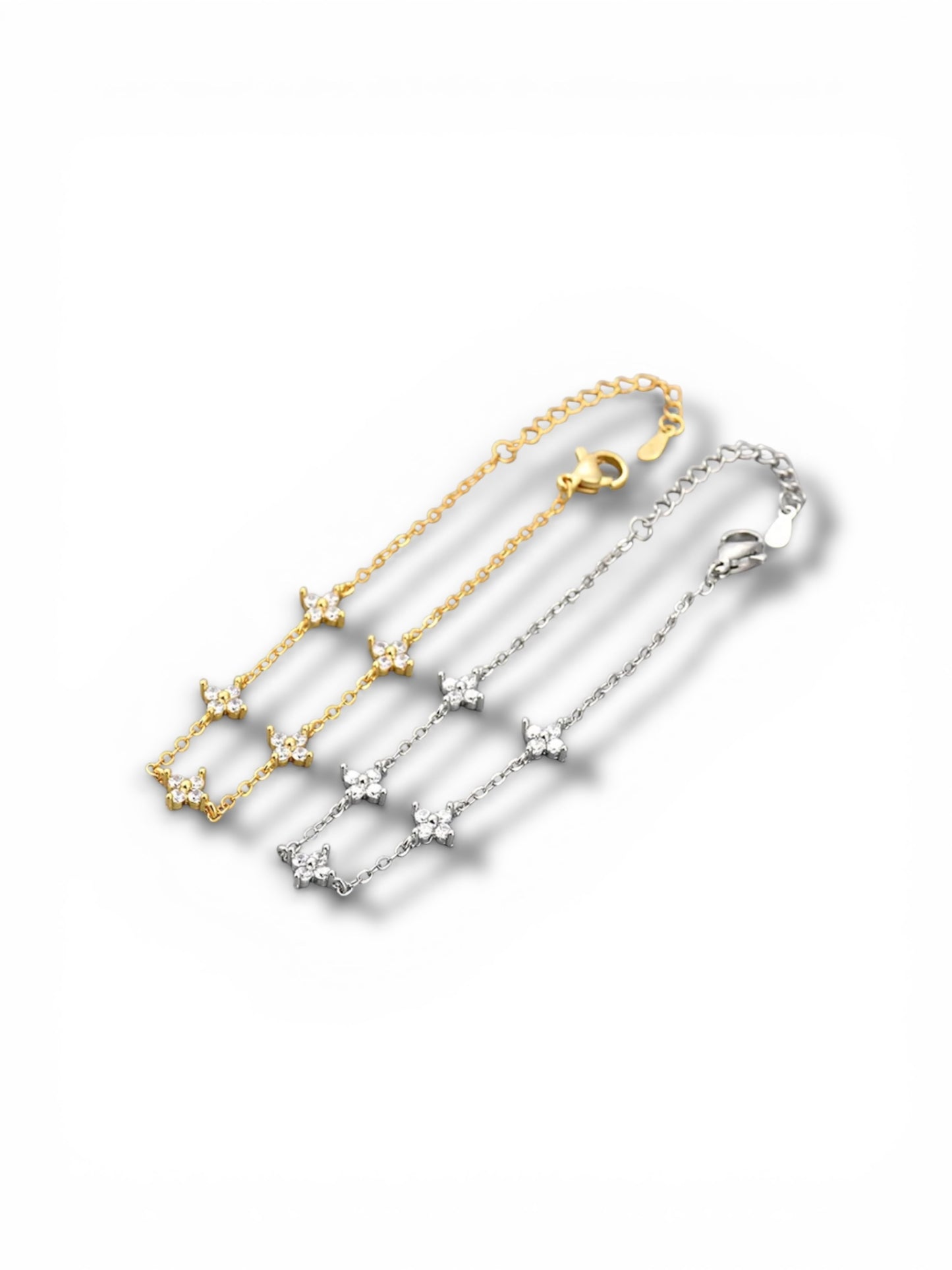 Dainty lucky bracelet ( stainless steel )