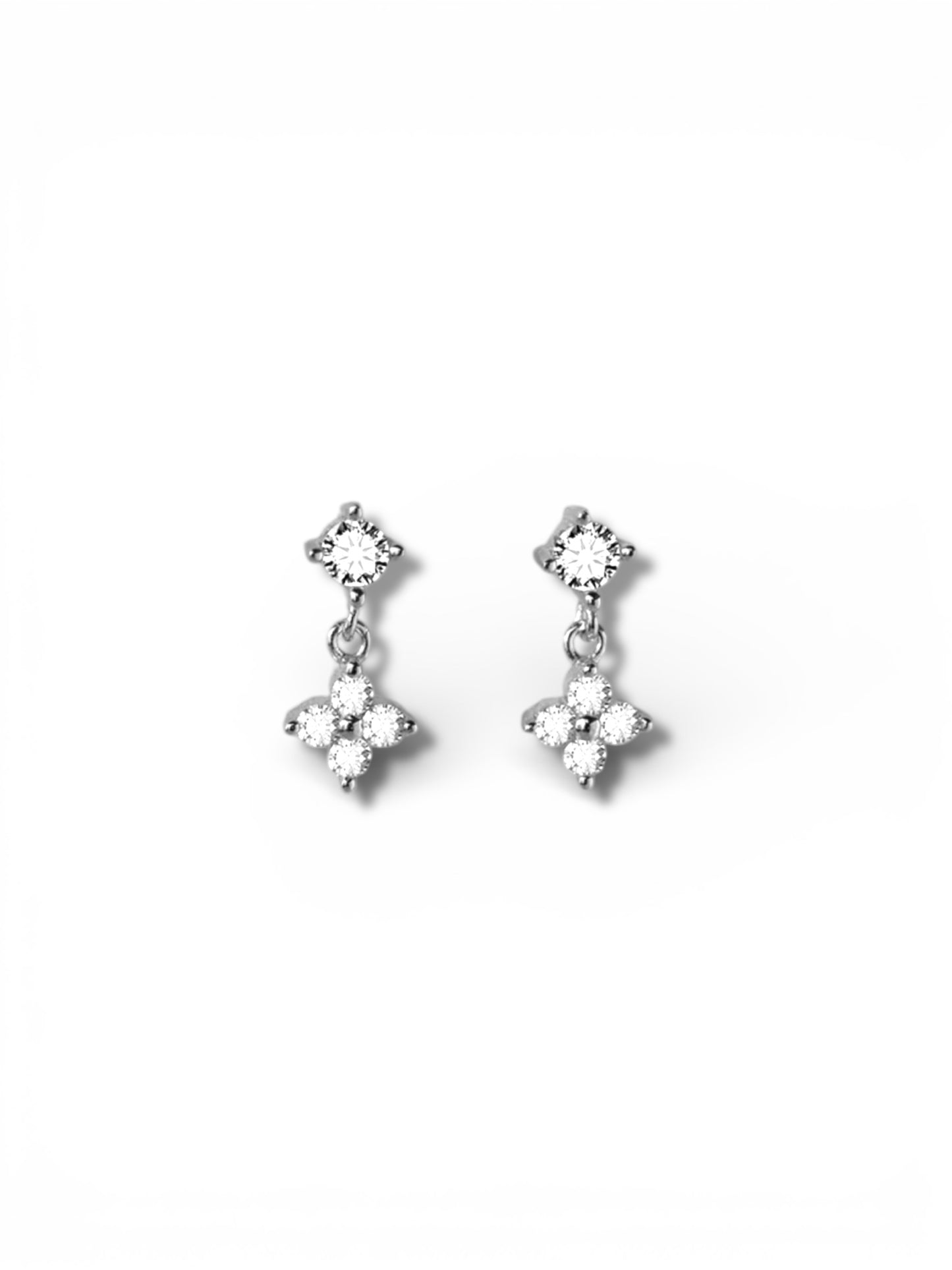 Dainty lucky drop stud earring ( stainless steel )